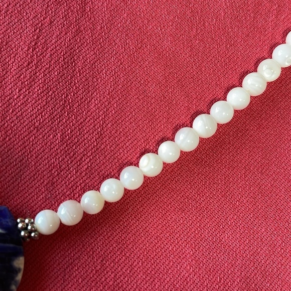 Mother Of Pearl Necklace - Picture 3 of 7